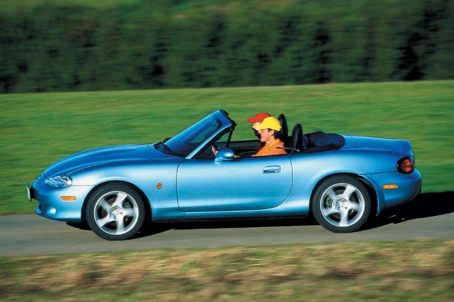 Mazda MX-5 1999 года  (фото 4 из 6)